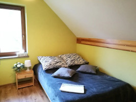 wnętrze domu - sypialnia